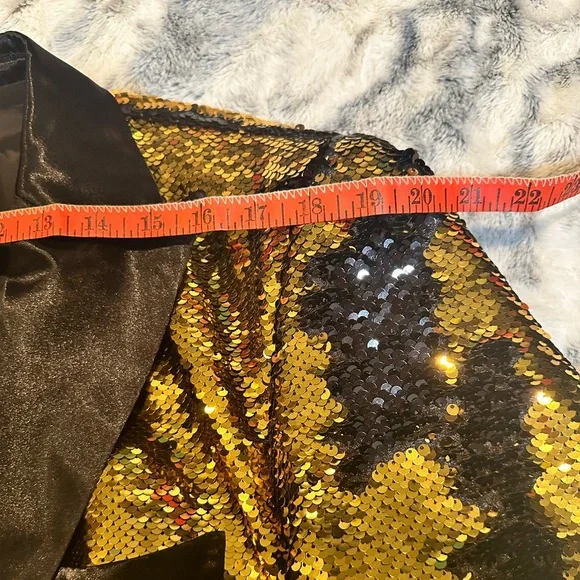 Men’s gold/black reversible sequin jacket - Picture 2 of 7